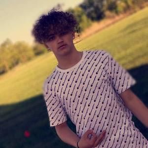 Meet your Posher, Gilbert